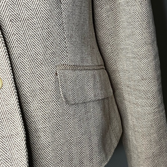 CHAPS Single Breast Herringbone Lined Blazer - Picture 8 of 13